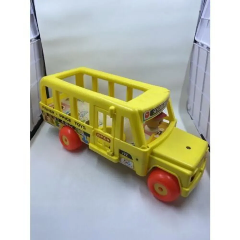 Vintage 1965 Fisher Price School Bus #192 Little People Pull Toy No People